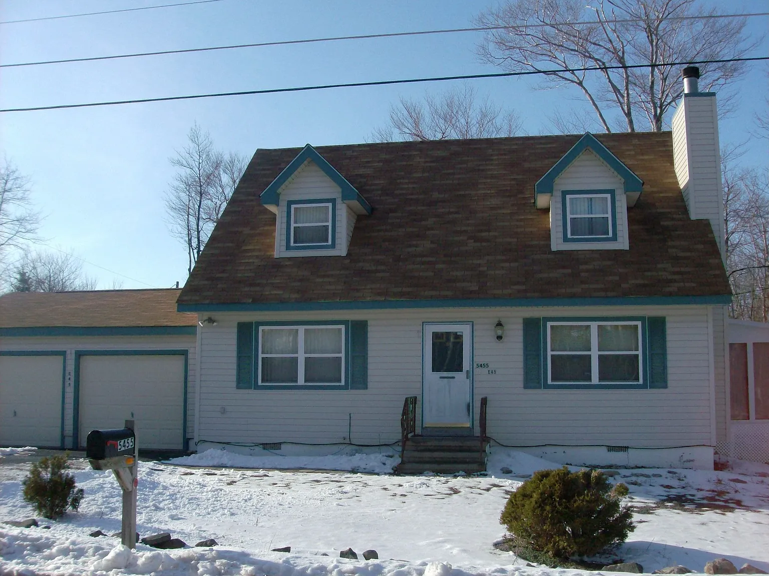 5782 Berwood Dr photo 1
