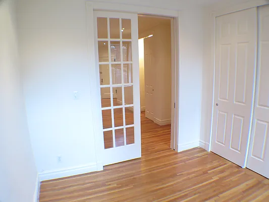 Rented by Glasser Realty LLC | media 10