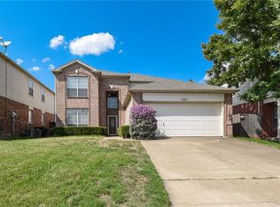 3300 Roddy Dr, Fort Worth, TX 76123