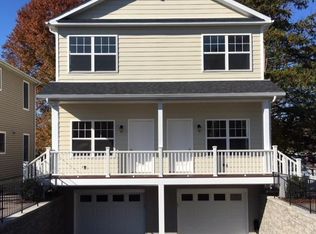 538 3rd St #1, Mamaroneck, NY 10543