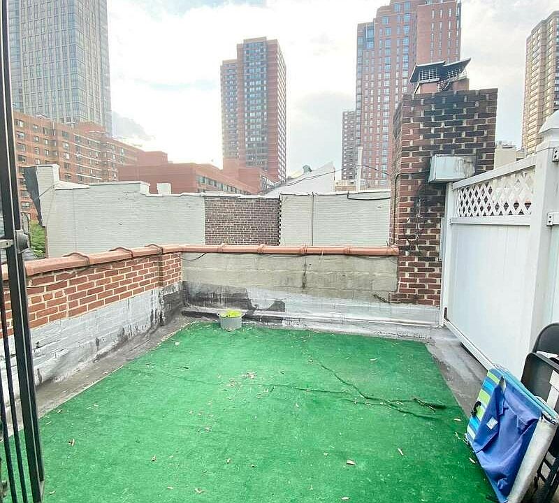 1st image of 1819 2nd Ave APT 5RS