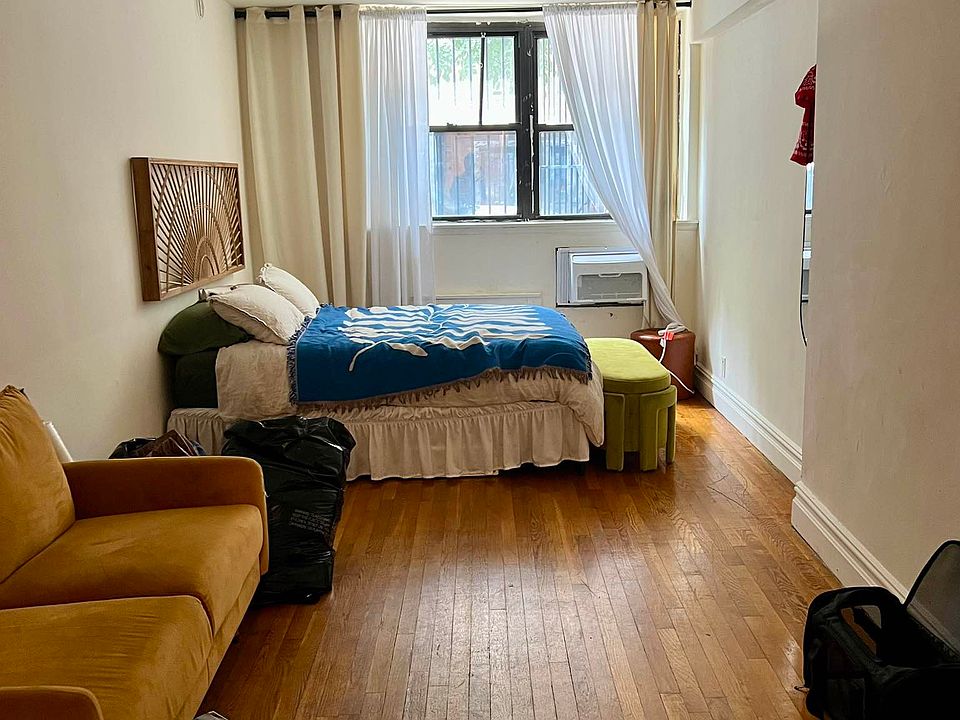 1st image of 255 W 75th St APT 1B