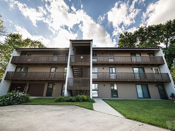 2nd image of 2700 N Shore Dr Unit N24b