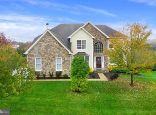 138 Patriot Dr, Collegeville, PA 19426