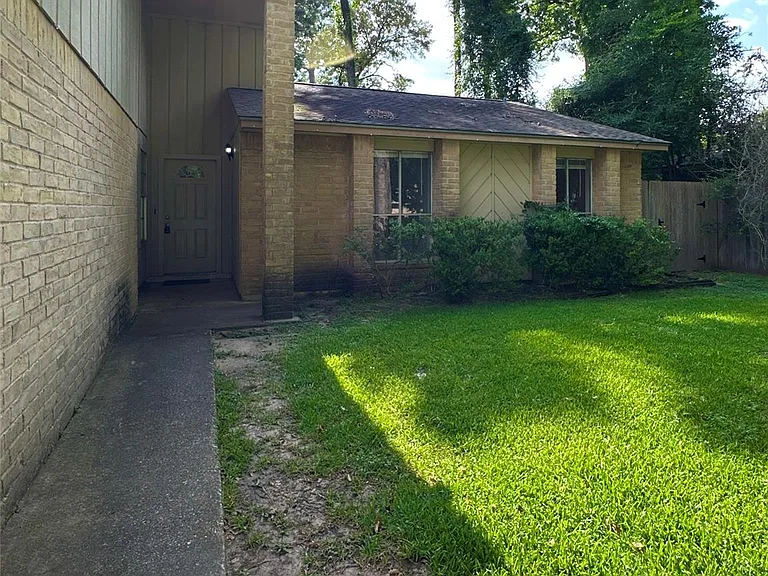 26403 Hunters Hollow Dr — Photo 30