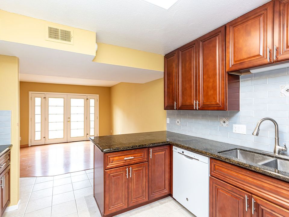 1st image of 10581 Caminito Basswood