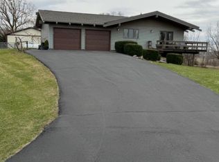 2727 S Tollefson Rd, Orfordville, WI 53576