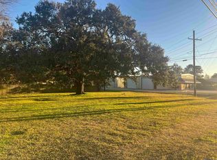 58235 Belleview Dr, Plaquemine, LA 70764