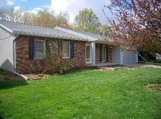 4 Sarah Ave, Springfield, IL 62703