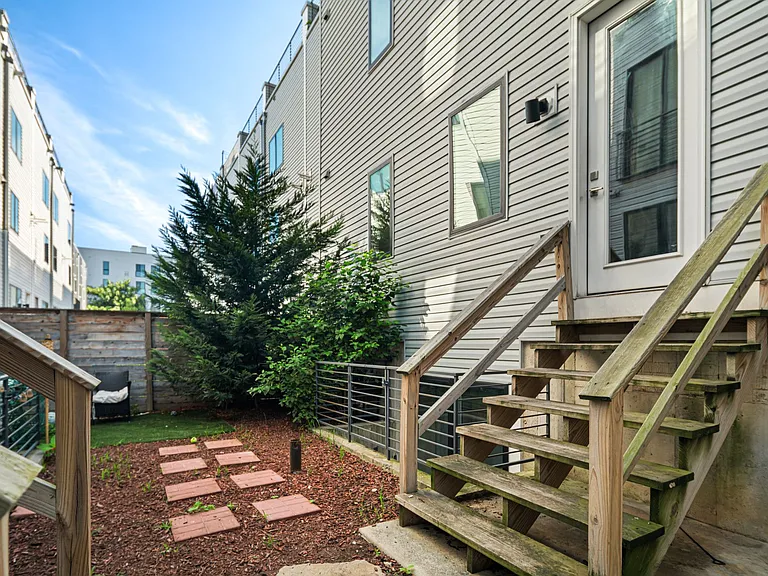 1836 Frankford Ave #4 — Photo 6