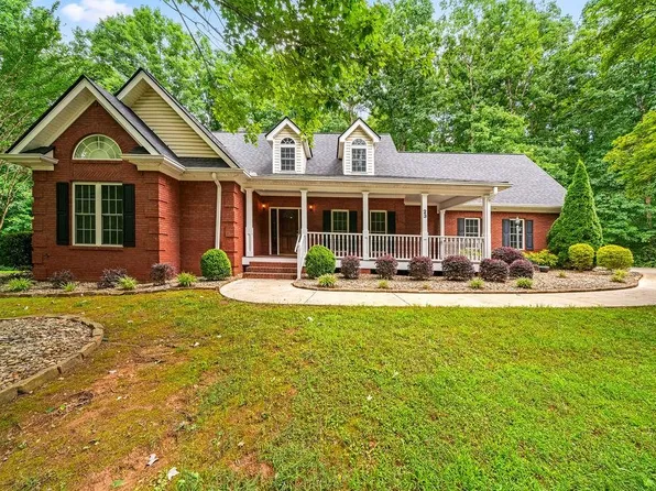 23 Lookout Ct, Dallas, GA 30132