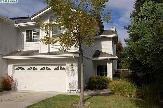 1st image of 100 Amberfield Ln