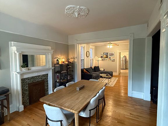 Front room (living or dining)