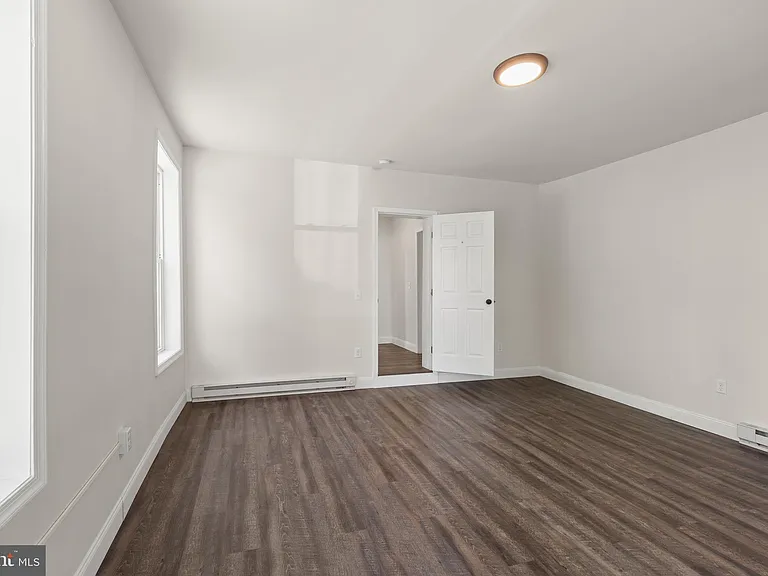 106 W Main Ave #4 — Photo 16