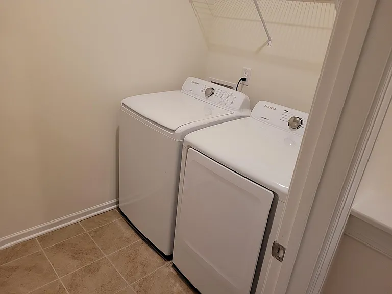 302 Kephart Way — Photo 31