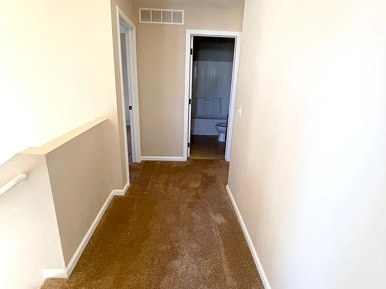 16510 Loop St — Photo 11