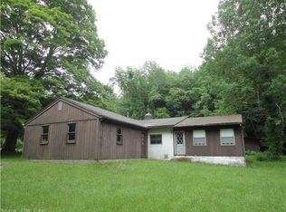 118 Cherry Swamp Rd, Moodus, CT 06469