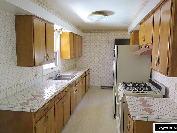 3rd image of 1109 Sierra Dr