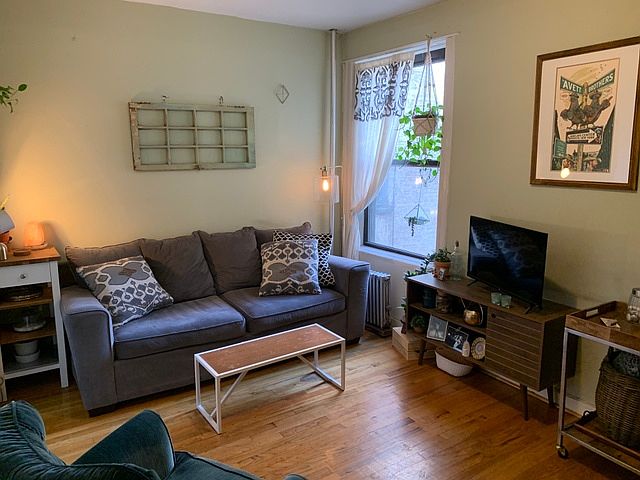 1st image of 1141 Bergen St #33