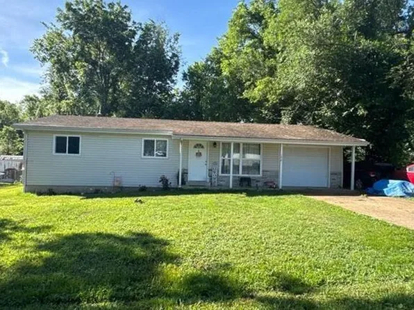 1310 Williams Rd, Farmington, MO 63640
