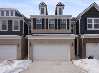 4061 Nottingham Cir, Clarkston, MI