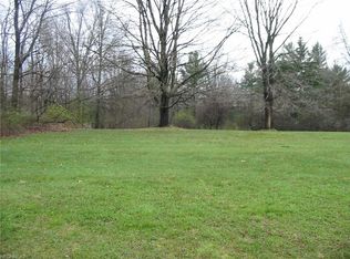 4389 Burgett Rd, Canfield, OH 44406