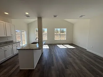 Flying Hills Apartments — Photo 40