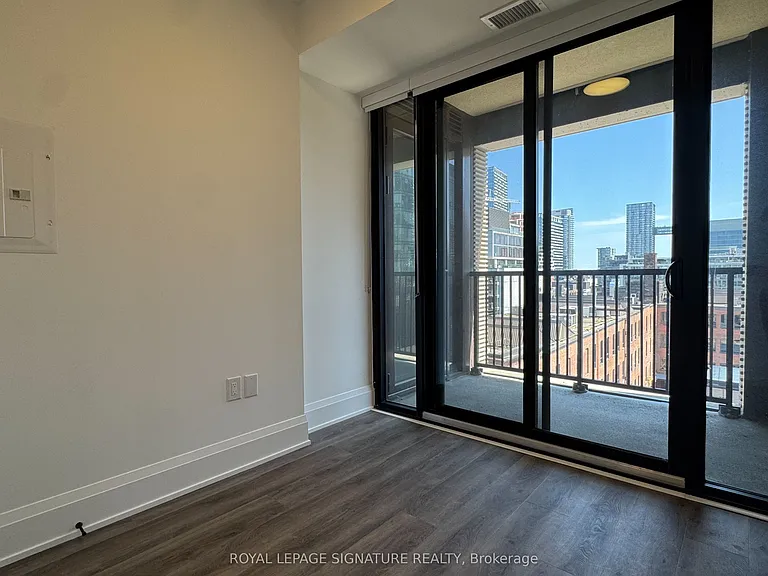 123 Portland St #808 — Photo 11
