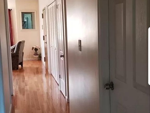 5th image of 1422 114th St Floor 1