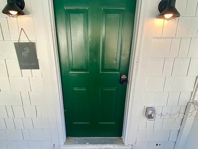 Brooks Rd — Photo 1
