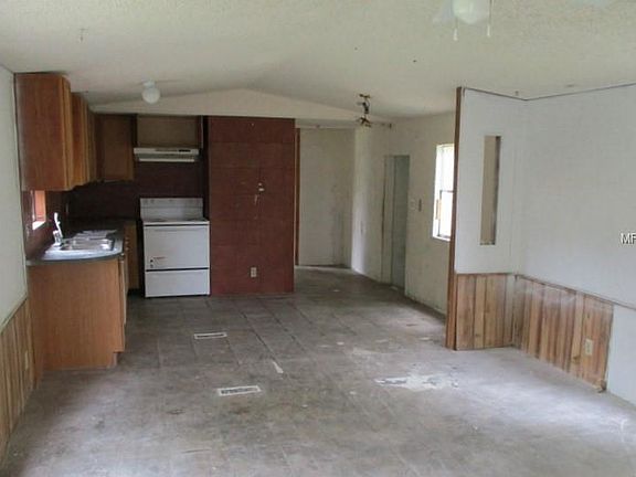 4th image of 3661 Laurel Crest Dr