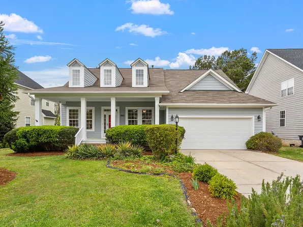 104 Bayless Ridge Ct, Morrisville, NC 27560