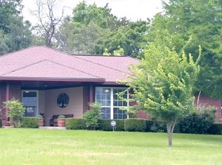 521 An County Rd #410, Palestine, TX 75803