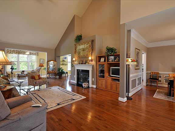 5th image of 9795 Big Bethel Cir