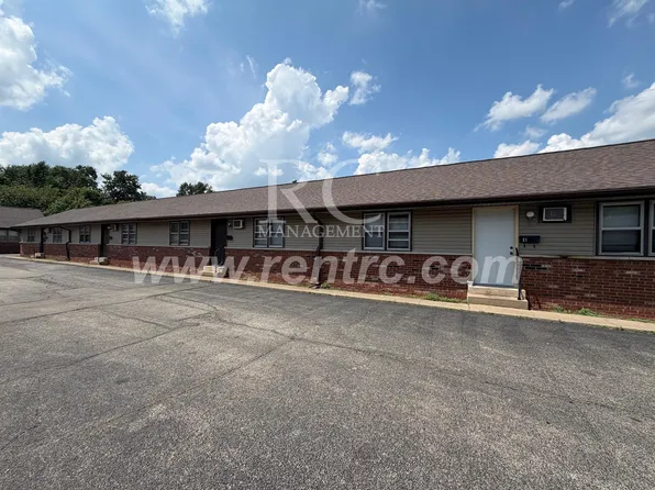 300 Vaught, Westville, IL 61883