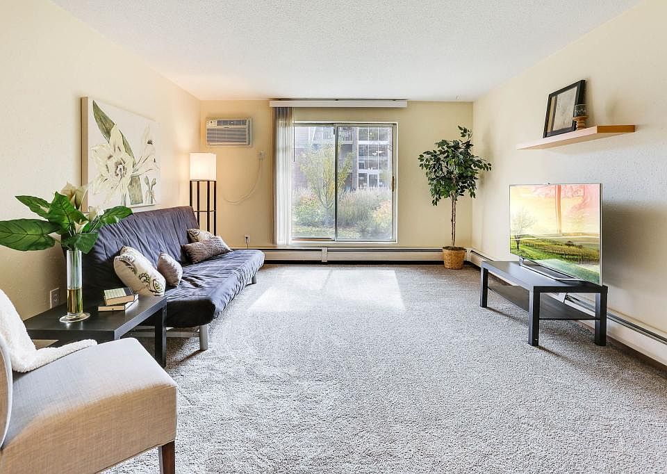 1st image of 7414 W 22nd St APT 110