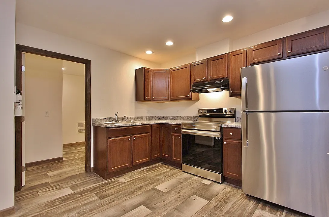 1 bed, $1,600 — Photo 2