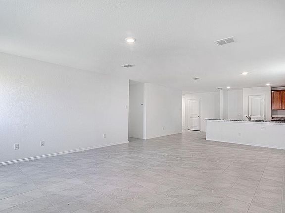 4th image of 4052 Dublin Ridge Dr