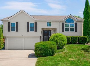 4401 Broadway Ter, Leavenworth, KS 66048
