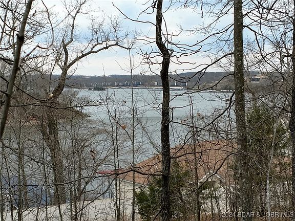 5th image of 540 Grand View Dr
