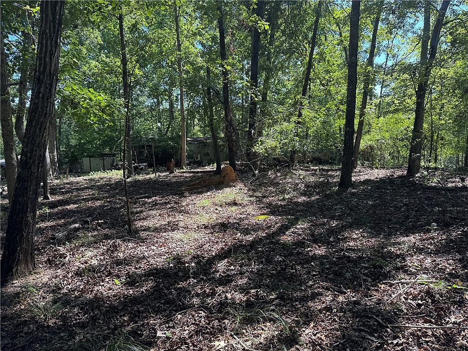 2nd image of 72 Dogwood Dr