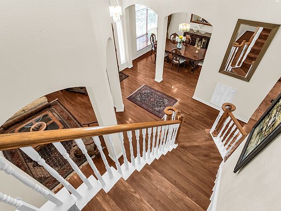 5th image of 2405 Kittyhawk Dr