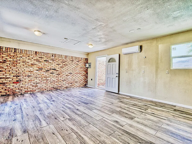 9981 Gschwind Ave — Photo 40