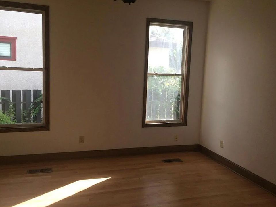 2nd image of 1223 Morgan Ave N