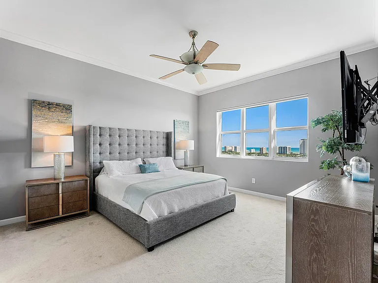 2640 Lake Shore Dr #2215 — Photo 5