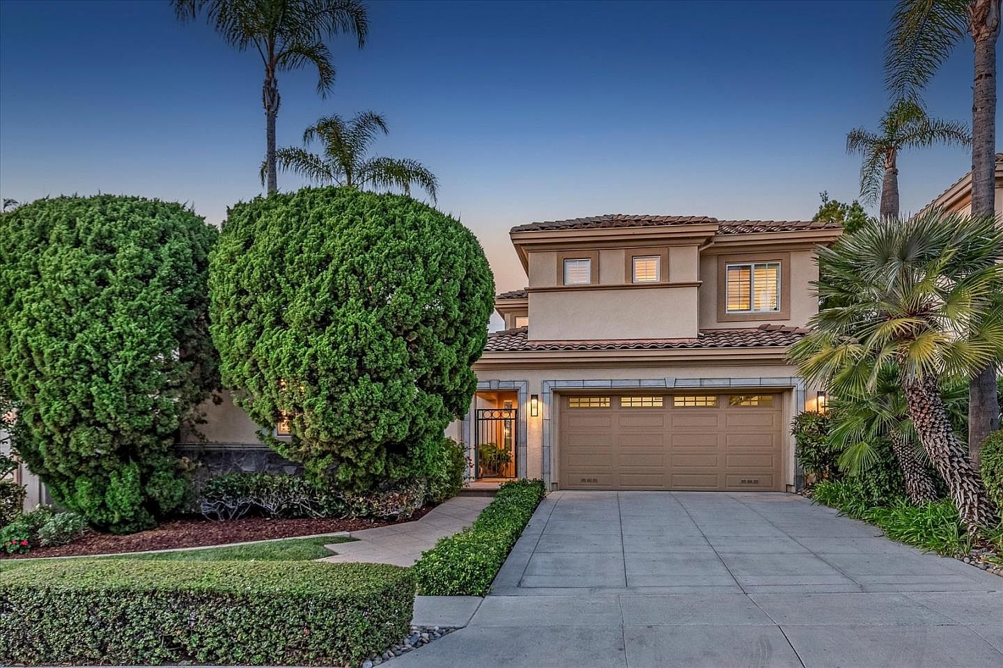 5805 Killarney Cir — Silver Creek Valley Country Club