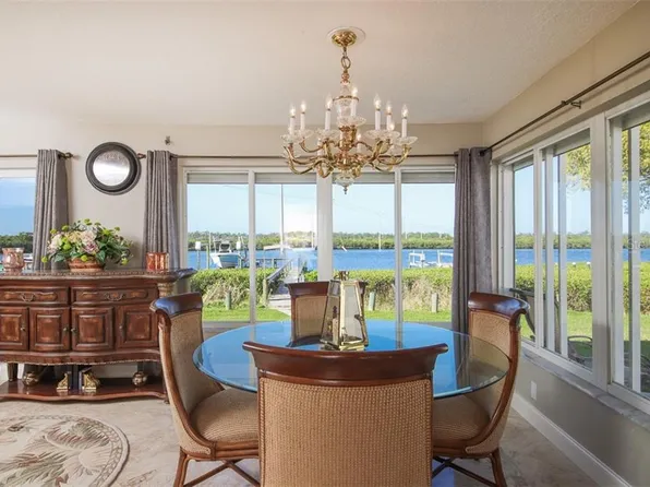 3989 Lakewood Ave, Bradenton, FL 34208