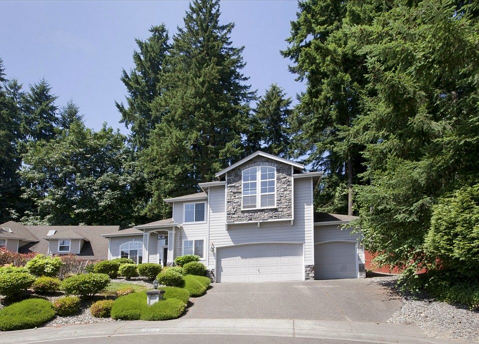 1st image of 13105 NE 186th Pl