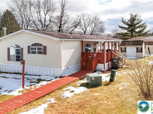 3620 Lil Wolf Cir, Orefield, PA 18069