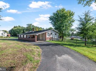 2327 Turkey Point Rd, Essex, MD 21221
